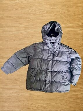 Great Condition Old Navy Kids Puffer Hooded Jacket in Gray Size S (6-7)